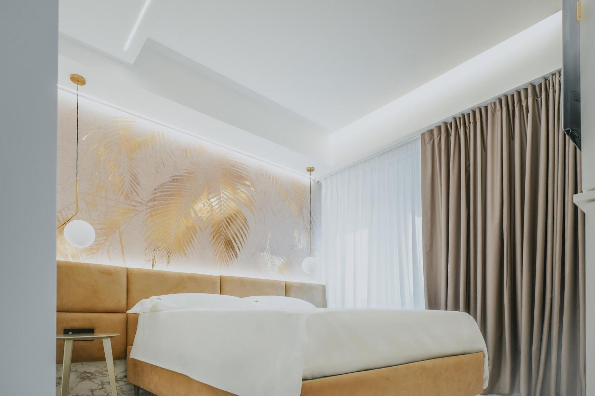 Poetica Boutique Sky 4* Napels