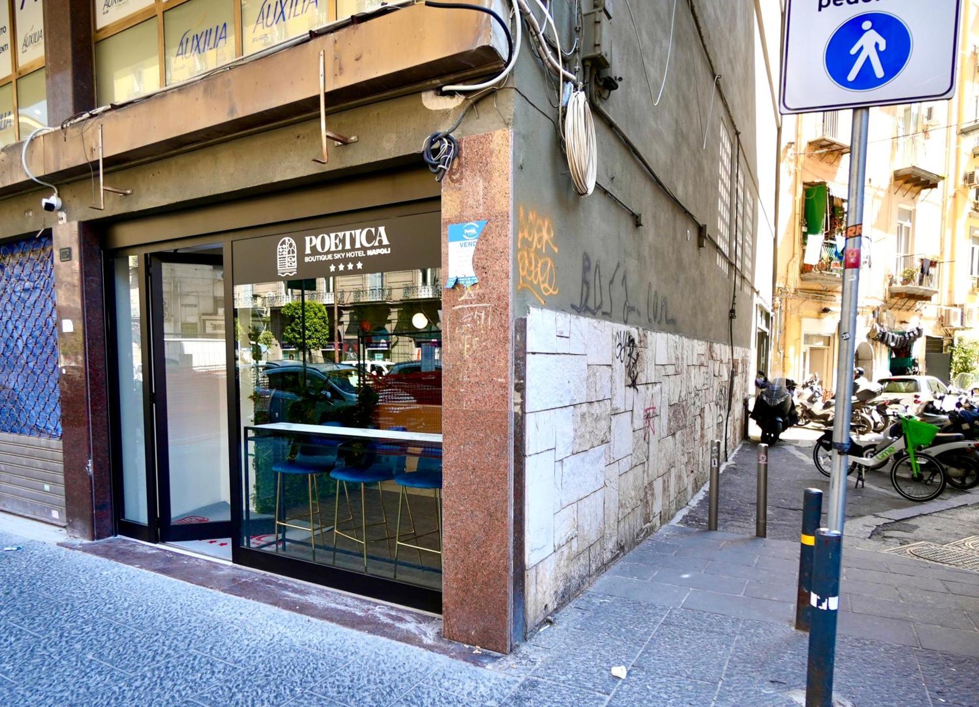 Poetica Boutique Sky Napels